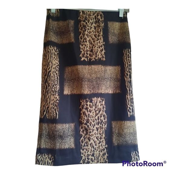 Carmen Marc Valvo Animal Print Skirt - Picture 3 of 4